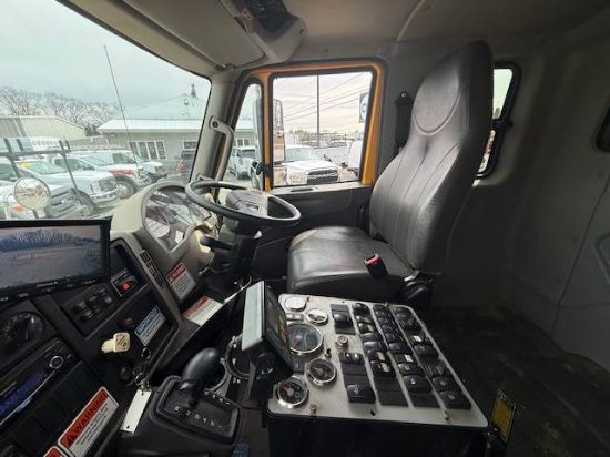 Picture of 2014 International DuraStar 4300 Sweeper Truck, Schwarze A7 TORNADO Sweeper, Road Cleaner, Diesel, LOW MILES, John Deere, Steel Hopper, Air Ride International DT466/Maxxforce DT