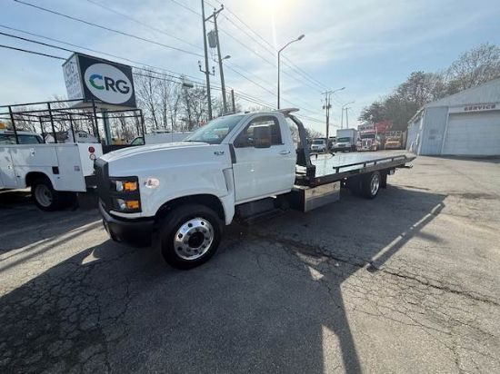 Picture of 2024 International CV515 Rollback Tow Truck, Dump, Flatbed, Jerr-Dan, Delivery, Hauler, Under CDL, Diesel, 200 Miles, Air Ride, PTO, Towing International