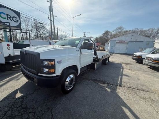 Picture of 2024 International CV515 Rollback Tow Truck, Dump, Flatbed, Jerr-Dan, Delivery, Hauler, Under CDL, Diesel, 200 Miles, Air Ride, PTO, Towing International