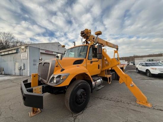 Picture of 2011 International 7400 Crane Truck, 56FT Boom, Elliott Crane, Flatbed, Service, Utility, Construction, Outriggers, Crane Service International 570 / Maxxforce 9 &10
