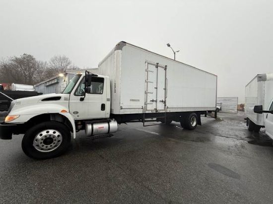 Picture of 2019 International 4300 Box Truck, Ramp, Over CDL, Supreme 26 FT Dry Box Van- DELIVERY, Moving, Storage, Low miles, Diesel, Curbside Doors, CDL Cummins B 6.7