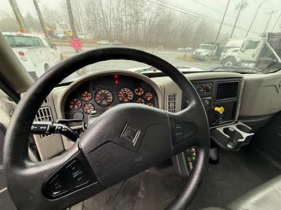 Picture of 2019 International 4300 Box Truck, Ramp, Over CDL, Supreme 26 FT Dry Box Van- DELIVERY, Moving, Storage, Low miles, Diesel, Curbside Doors, CDL Cummins B 6.7