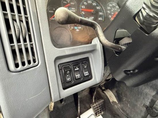 Picture of 2007 International 7600 Roll Off Truck, PreEmmisions, Cummins, Hauler, Dumpster, Trash, Recycling, Drop off, Tarp System Cummins ISM
