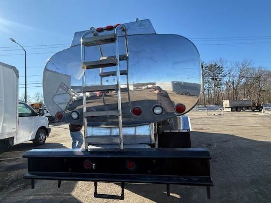 Picture of 2018 Peterbilt 337 Tanker Truck Fuel, Gas Diesel, Heating Oil, 2500 Gallons Propane, Delivery, Hauler, Hazmat, Air Ride, Veeder, Scully, Aluminum Tank PACCAR PX-6/PX-7