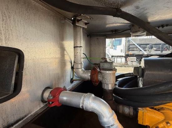 Picture of 2018 Peterbilt 337 Tanker Truck Fuel, Gas Diesel, Heating Oil, 2500 Gallons Propane, Delivery, Hauler, Hazmat, Air Ride, Veeder, Scully, Aluminum Tank PACCAR PX-6/PX-7