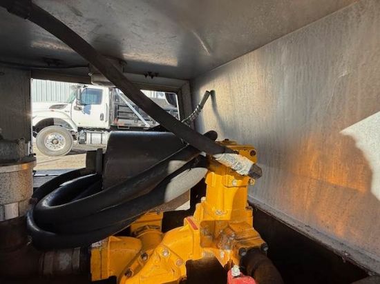 Picture of 2018 Peterbilt 337 Tanker Truck Fuel, Gas Diesel, Heating Oil, 2500 Gallons Propane, Delivery, Hauler, Hazmat, Air Ride, Veeder, Scully, Aluminum Tank PACCAR PX-6/PX-7