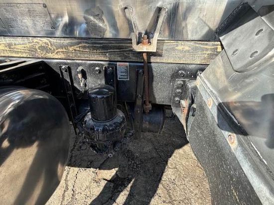 Picture of 2018 Peterbilt 337 Tanker Truck Fuel, Gas Diesel, Heating Oil, 2500 Gallons Propane, Delivery, Hauler, Hazmat, Air Ride, Veeder, Scully, Aluminum Tank PACCAR PX-6/PX-7
