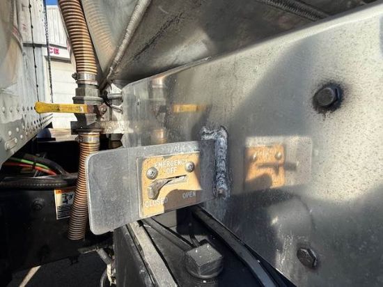 Picture of 2018 Peterbilt 337 Tanker Truck Fuel, Gas Diesel, Heating Oil, 2500 Gallons Propane, Delivery, Hauler, Hazmat, Air Ride, Veeder, Scully, Aluminum Tank PACCAR PX-6/PX-7