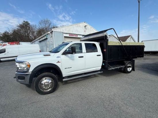 Picture of 2022 RAM 5500 Crew Cab Dump Truck ,12FT Tarp, Champion Hoist, 4X4, LOW MILES, Cummins, Work Truck, Landscape Truck, Grain Hauler Cummins, Inc. In-Line