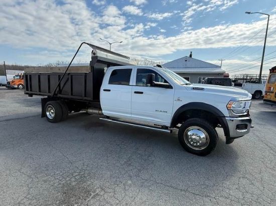 Picture of 2022 RAM 5500 Crew Cab Dump Truck ,12FT Tarp, Champion Hoist, 4X4, LOW MILES, Cummins, Work Truck, Landscape Truck, Grain Hauler Cummins, Inc. In-Line
