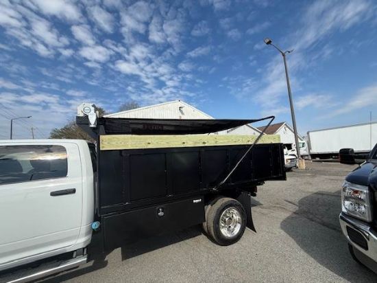 Picture of 2022 RAM 5500 Crew Cab Dump Truck ,12FT Tarp, Champion Hoist, 4X4, LOW MILES, Cummins, Work Truck, Landscape Truck, Grain Hauler Cummins, Inc. In-Line