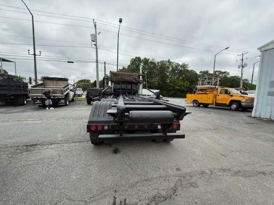 Picture of 2003 Sterling L9500 Roll Off Truck, Hauler, Dumpster, Trash, Recycling, Drop off, Heavy Hauler, Tarp System, Eaton Fuller Mercedes-Benz MBE4000