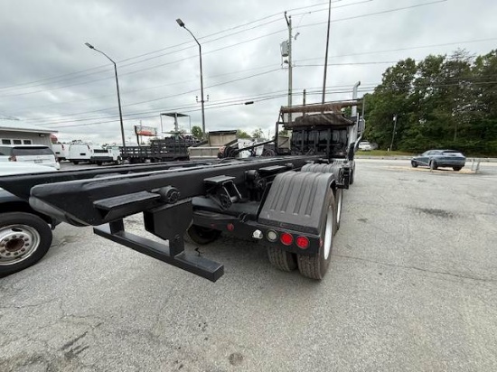 Picture of 2003 Sterling L9500 Roll Off Truck, Hauler, Dumpster, Trash, Recycling, Drop off, Heavy Hauler, Tarp System, Eaton Fuller Mercedes-Benz MBE4000