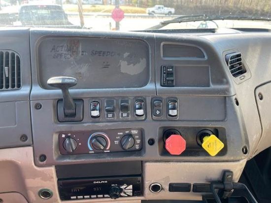 Picture of 2008 Sterling L9500 Single Axle Day Cab Truck GOVT OWNED, LOW MILES, Tractor, Air Slide 5th Wheel, City Truck, Moving Trailers Mercedes-Benz MBE4000