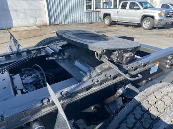 Picture of 2008 Sterling L9500 Single Axle Day Cab Truck GOVT OWNED, LOW MILES, Tractor, Air Slide 5th Wheel, City Truck, Moving Trailers Mercedes-Benz MBE4000