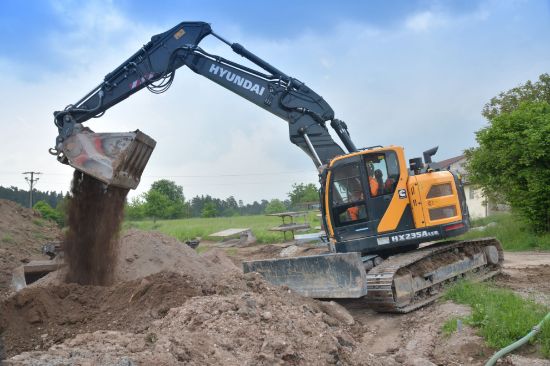 Picture of 2026 Hyundai HX235ALCRD