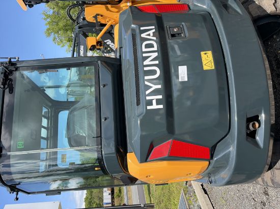 Picture of 2026 Hyundai HX40A