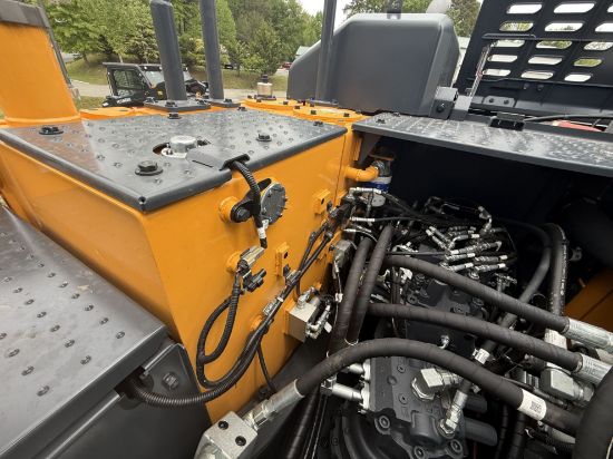 Picture of 2026 Hyundai HX160AL