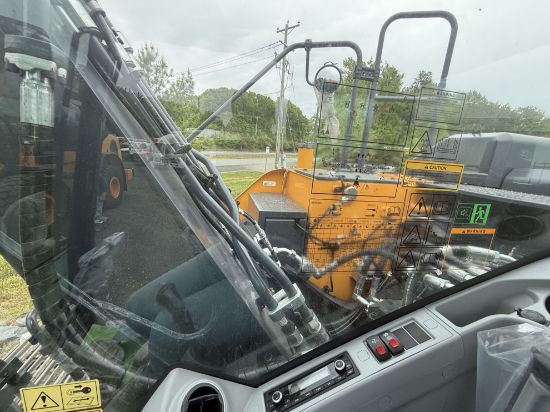 Picture of 2026 Hyundai HX160AL