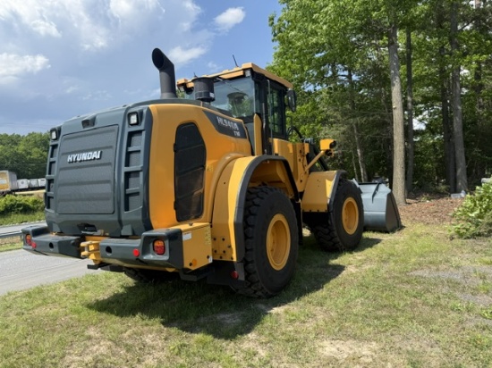 Picture of 2026 Hyundai HL940ATM