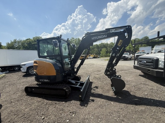 Picture of 2026 Hyundai HX35AZ