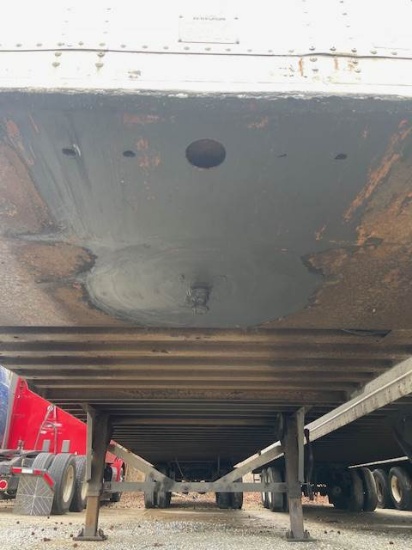 Picture of 2010 Hyundai 53ft Dry Van Trailer, Aluminum Body, Apitong Floor, RollUp Door, Tandem Axle, Spring Suspension, Aluminum Roof, Delivery Van