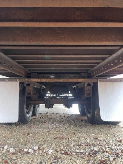 Picture of 2010 Hyundai 53ft Dry Van Trailer, Aluminum Body, Apitong Floor, RollUp Door, Tandem Axle, Spring Suspension, Aluminum Roof, Delivery Van
