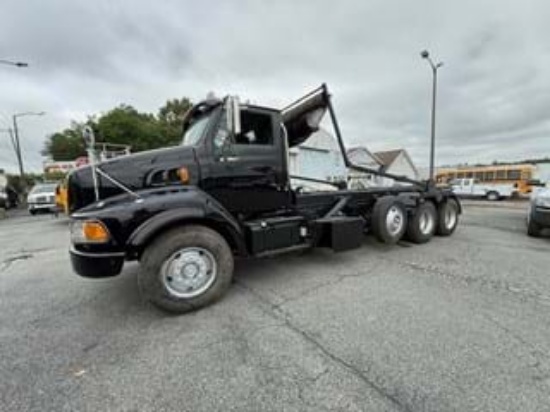 Picture of 2004 Sterling L9500 Roll Off Truck, Dumpster, Trash, Landfill, Delivery, Flatbed, Tarp, Hauler, Tri-Axle, Heavy Spec, Waste, Refuse
