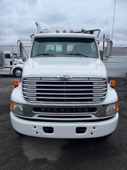 Picture of 2004 Sterling L9500 Roll Off Truck, Dumpster, Trash, Landfill, Delivery, Flatbed, Tarp, Hauler, Tri-Axle, Heavy Spec, Waste, Refuse