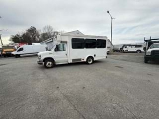Picture of 2013 Thomas Built SCHOOL Child Care, Delivery, Transportation, Church, Tour, RV, Food Truck, Camp Bus, Day Care, Community, Tiny House. Mobile Home