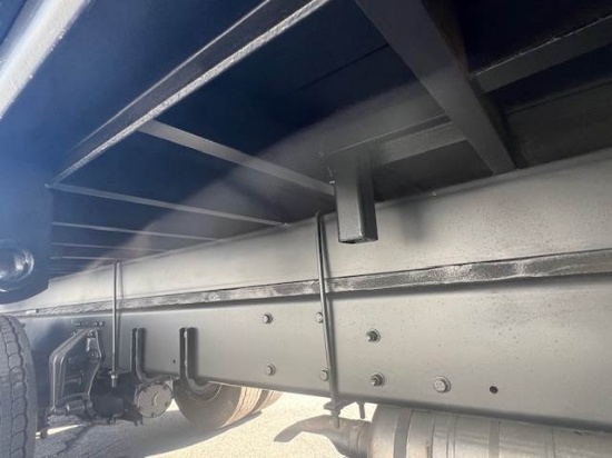 Picture of 2015 Freightliner M2 106 28ft Flatbed Truck - Flatbed / Platform Body