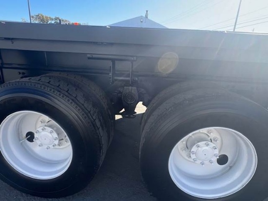 Picture of 2015 Freightliner M2 106 28ft Flatbed Truck - Flatbed / Platform Body