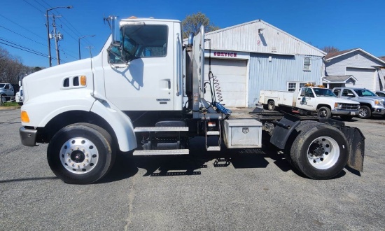 Picture of 2005 Sterling L9500 Day Cab Truck, Tractor, Air Slide 5th Wheel, City Truck, Moving Trailers, Delivery, Hauling, Clean