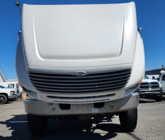 Picture of 2005 Sterling L9500 Day Cab Truck, Tractor, Air Slide 5th Wheel, City Truck, Moving Trailers, Delivery, Hauling, Clean