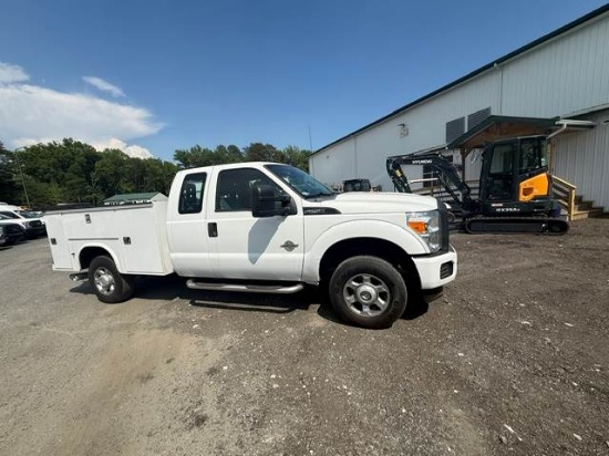 Picture of 2011 Ford F-250 Extended Cab Mechanic / Service Truck, 4WD, Plumber, Construction, Handyman, Electrician, Diesel 8FT Bed