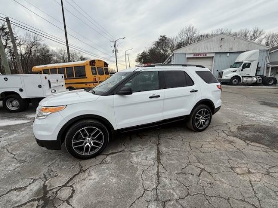Picture of 2015 Ford Explorer, AWD, SUV, Inspected, Low Miles, Government Vehicle, Third Row Seating