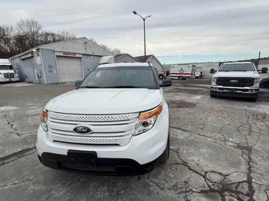 Picture of 2015 Ford Explorer, AWD, SUV, Inspected, Low Miles, Government Vehicle, Third Row Seating
