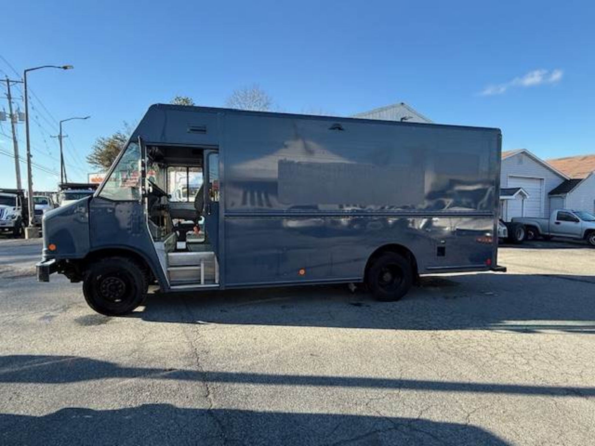 Picture of 2021 Ford F59 Step Van, F59 VAN Step Van, Bread Truck, Delivery, Utility, Package Delivery, Moving, City Truck, Catering, Bookmobile, UPS, Food Truck