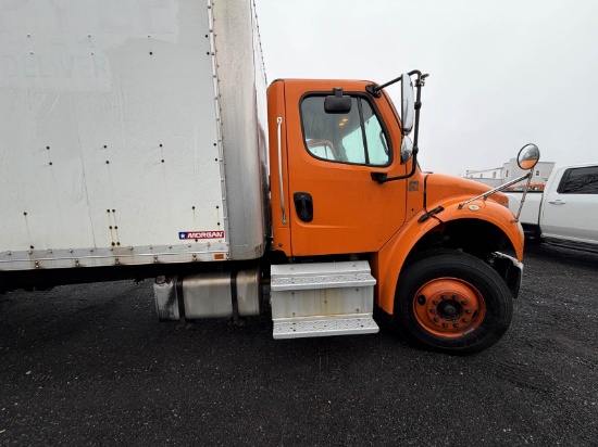 Picture of 2015 Freightliner M2 Box Truck - Morgan Dry Box Van - Low Miles! 28ft box, 4k Liftgate