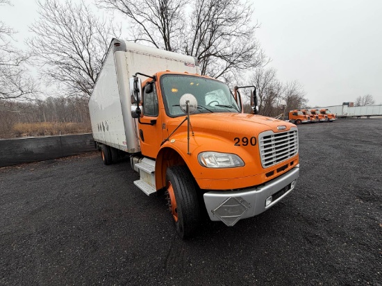 Picture of 2015 Freightliner M2 Box Truck - Morgan Dry Box Van - Low Miles! 28ft box, 4k Liftgate