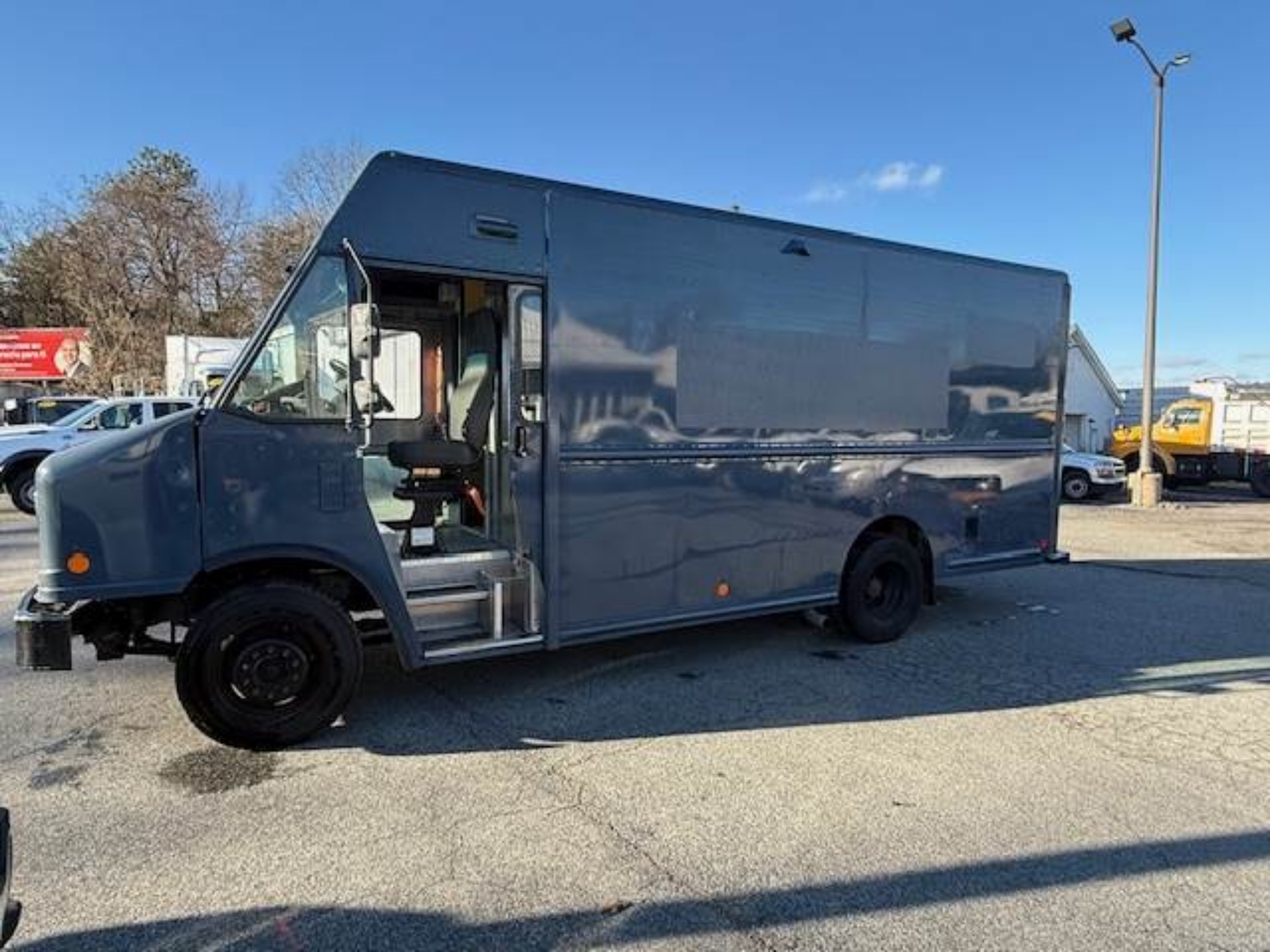 Picture of 2020 Ford Step Van, F59 VAN Step Van, Bread Truck, Delivery, Utility, Package Delivery, Moving, City Truck, Catering, Bookmobile, UPS, Food Truck