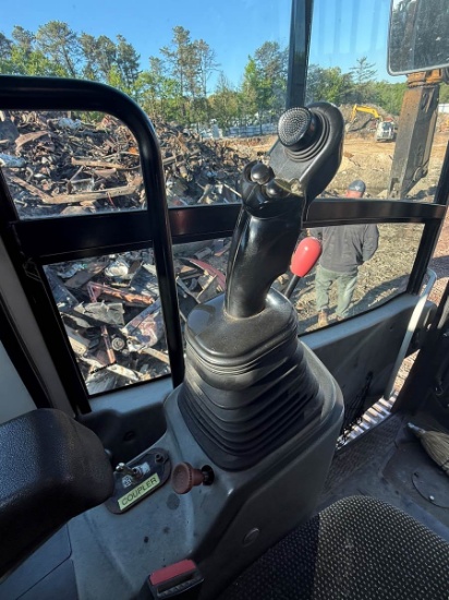 Picture of 2017 Liebherr R936 Compact Crawler Excavator - LaBounty Shear 2250R - Low Hours!