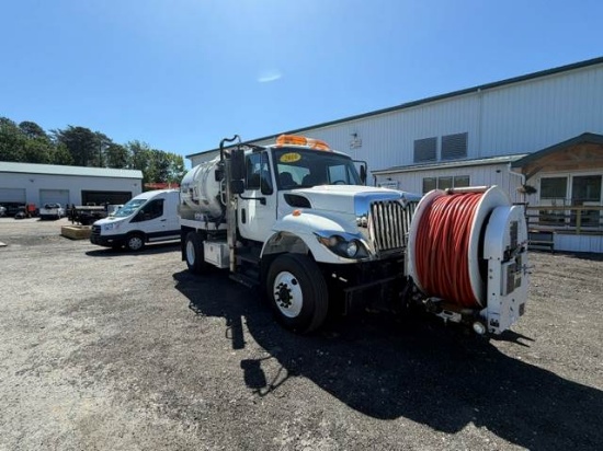 Picture of 2010 International WorkStar Vacuum Truck