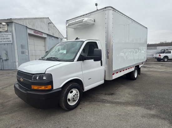 Picture of 2024 Chevrolet Express