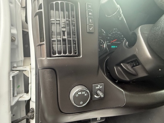 Picture of 2024 Chevrolet Express
