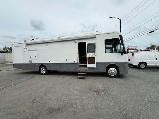 Picture of 2016 Ford Motorhome Chassis RV, Mobile Office, Workforce, Generator, Mobile Working, Bookmobile, Pop Up Work Center, Party Bus Ford 6.8L 3V; 362 HP @ 4750rpm