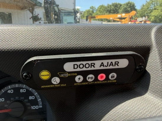 Picture of 2016 Ford Econoline Bus,12 Children Passenger, Transporter, Mini, Rear Heat and A/C, Handicap, Seatbelts, Food Truck, Church, Van Ford V-Shaped
