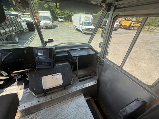 Picture of 2018 Ford Step Van, F59 VAN, Bread Truck, Delivery, Utility, Package Delivery, Moving, City Truck, Catering, Bookmobile, UPS, Food Truck