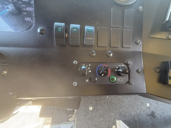 Picture of 2018 Ford Step Van, F59 VAN, Bread Truck, Delivery, Utility, Package Delivery, Moving, City Truck, Catering, Bookmobile, UPS, Food Truck