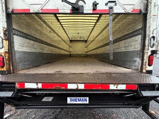 Picture of 2015 Freightliner M2 Box Truck - Morgan Dry Box Van - Low Miles! 28ft box, 4k Liftgate